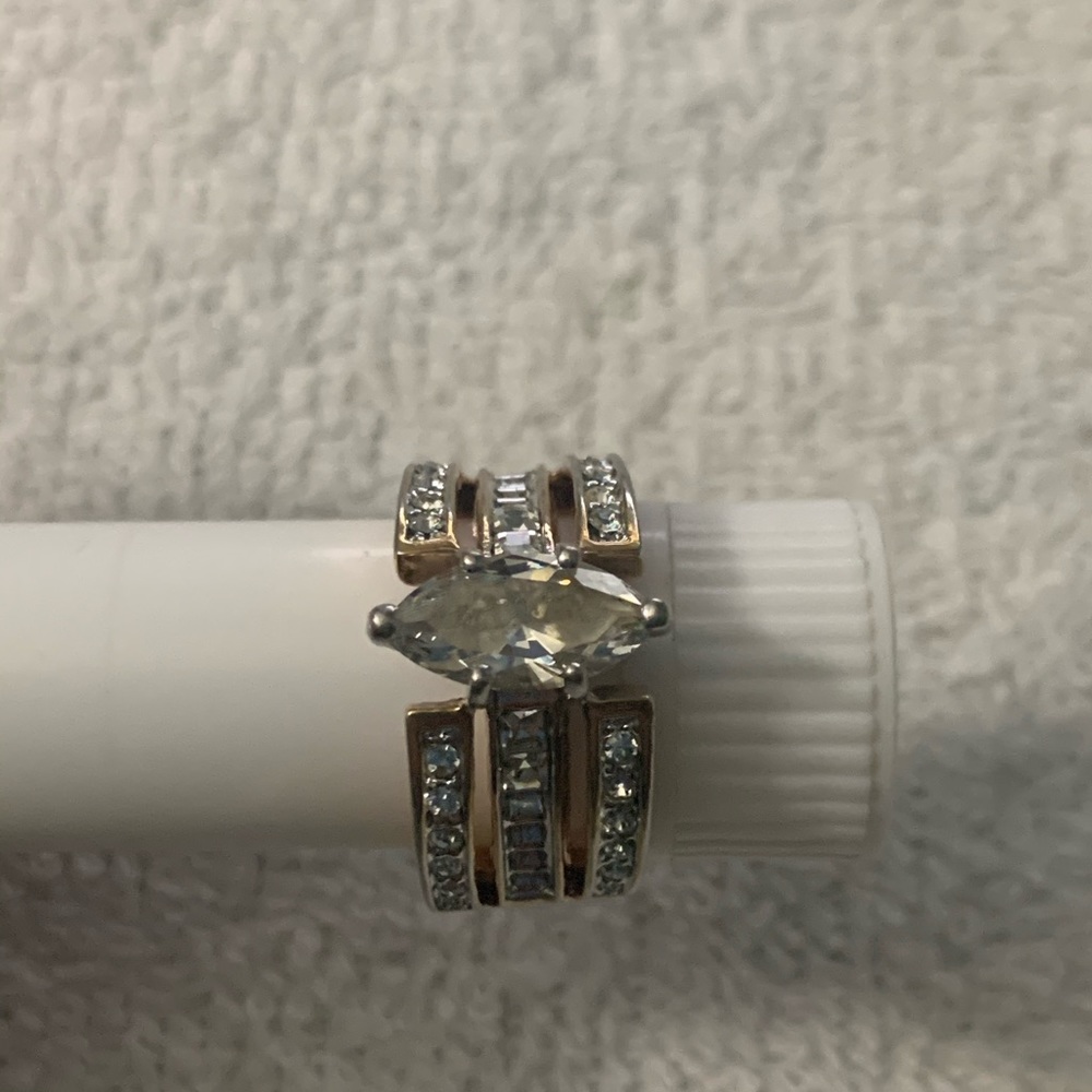 Beautiful ring marked RSC